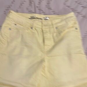 Seven7 Women's Light Yellow Shorts
